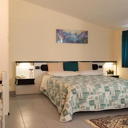 Hotel Falisco Fabrica di Roma エクステリア 写真