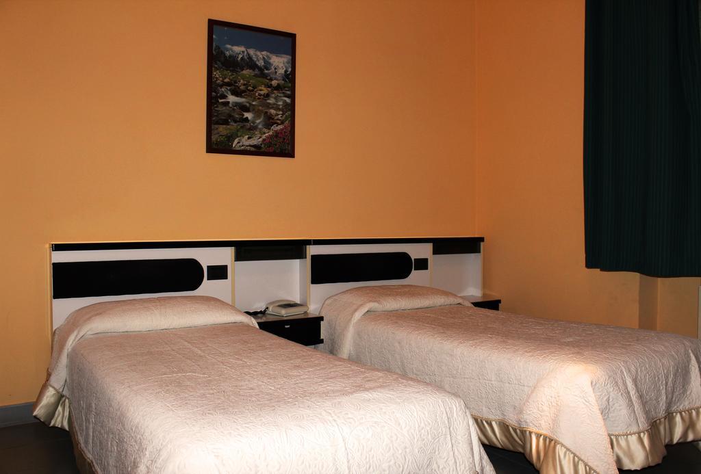 Hotel Falisco Fabrica di Roma 部屋 写真