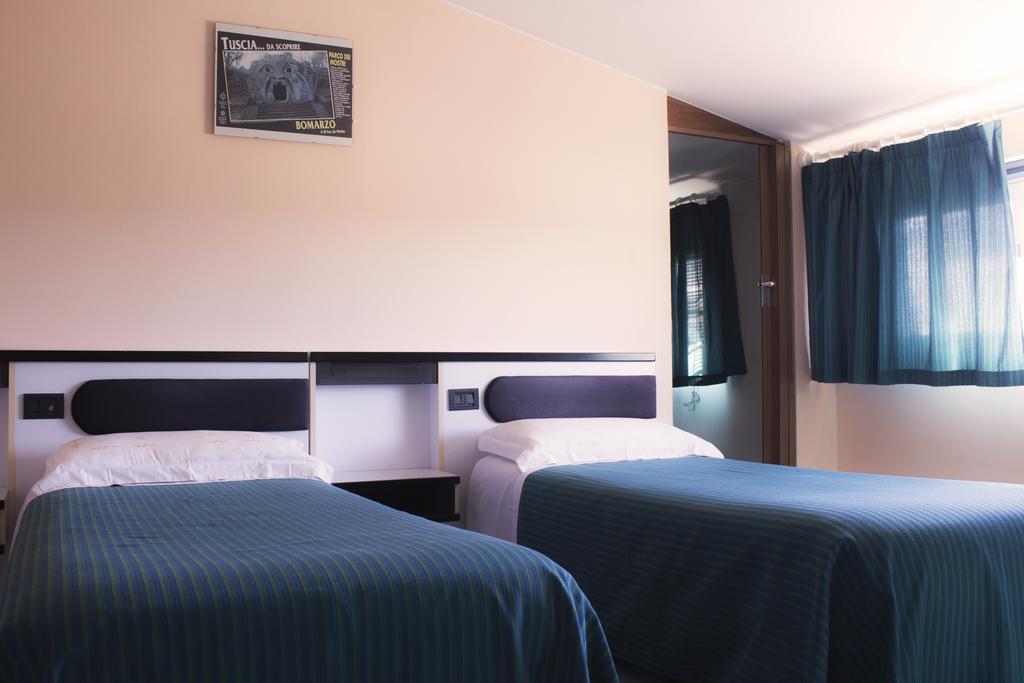 Hotel Falisco Fabrica di Roma 部屋 写真