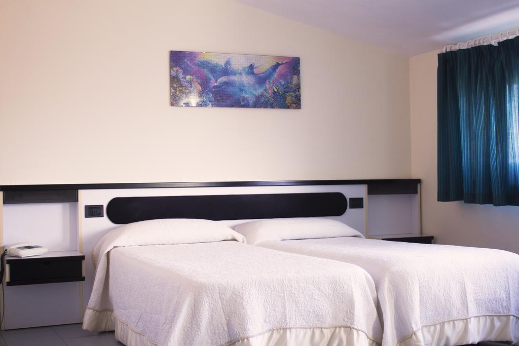 Hotel Falisco Fabrica di Roma 部屋 写真
